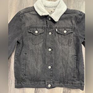 Levi’s SilverTab Gray Denim Trucker Jacket Sherpa Collar Boys Kids Size Medium